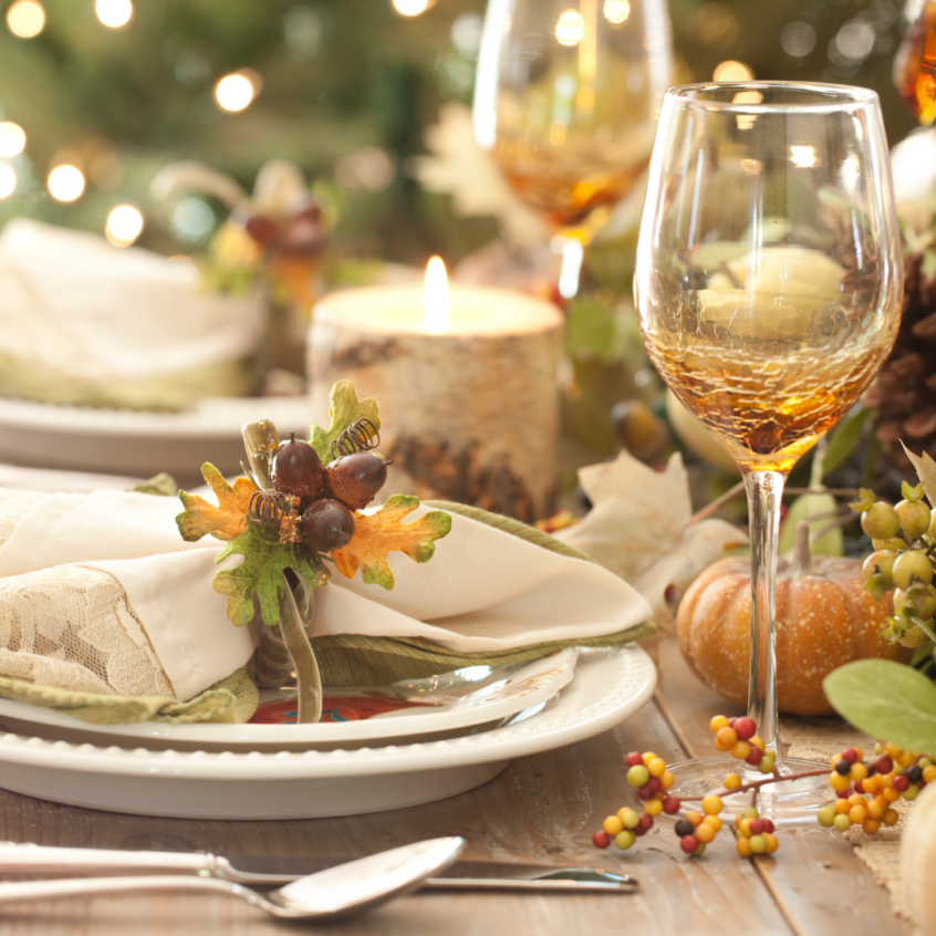 How to Create a Thanksgiving Tablescape