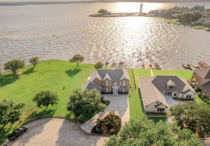7251 Kingston Cove